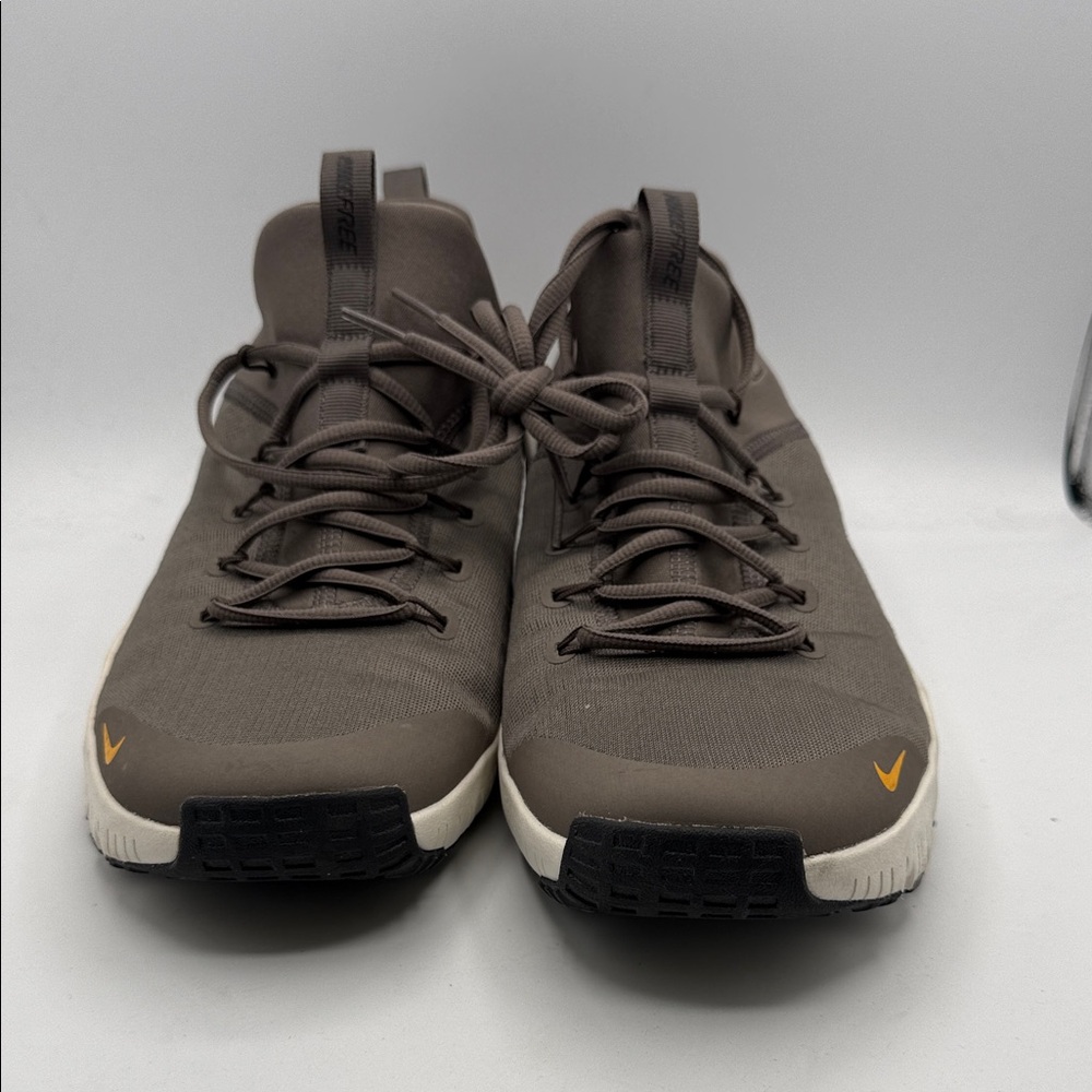 Nike FREE METCON 6 men’s 12 Brown Sneakers with Orange Accents s21 - Picture 2 of 6